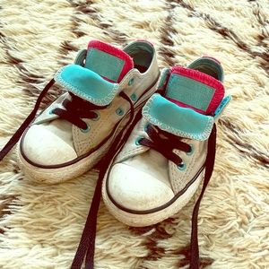 Cool girl Converse Sneakers size 11T